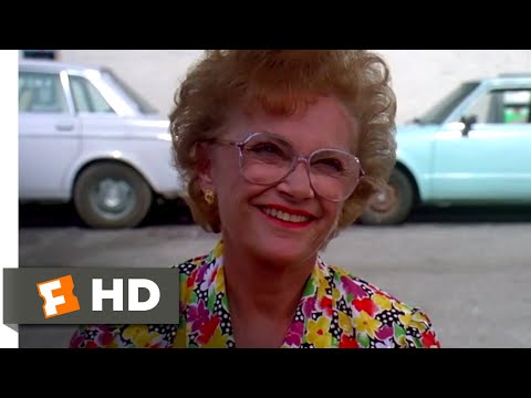 Stop! Or My Mom Will Shoot (1992) - Buying a Machine Gun Scene (4/10) | Movieclips