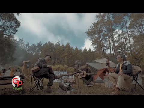 Badai Romantic Project - Cinta Terpisah Sementara (Official Music Video)