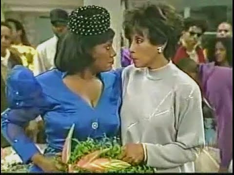 A Different World: 5x10 - Adele and Marion's cat fight