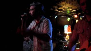 Red Wanting Blue / Borderline
