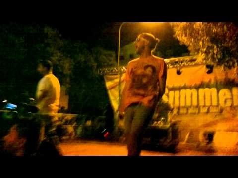 Two Fingerz - Straparlo Live @ SummerPlay 2011