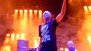 Midnight Oil - King Of The Mountain - Hammersmith Apollo, London - July 2017