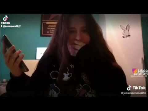 me hice pasar por la actriz de elite Claudia Salas por omegle se la creyeron xD