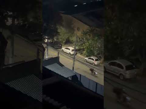 Pega ladrão, "Rua Carmo do Rio Verde, região da Chácara Santo Antônio.