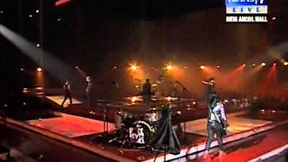 Download lagu Kotak feat. Pay 'BIP'_Tinggalkan Saja (Live @Trans7) mp3