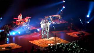 "Santa Claus Is Back In Town"  Scotty McCreery 12-15-2012  Harrah's Cherokee, NC