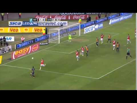 Doble atajada de Barovero - River 2 - 0 Rosario Central - Fecha 14 2015