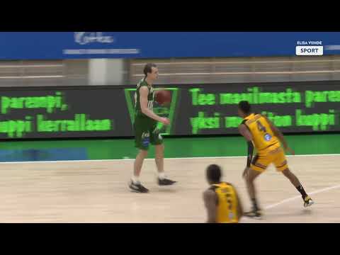Demarcus Holland blocks Joonas Lehtorata | Suomen Cup | @ KTP-Basket 10.12.2019