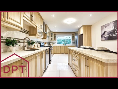 Over 3000 Sqft Showstopper Home For Sale In Whitby Pringle Creek With 2 Kitchens | Dan Plowman Team