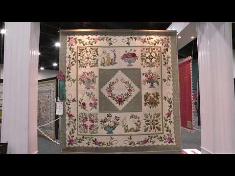 Sandra Mollon Wins APQS Best Movable Workmanship Award at AQS QuiltWeek - Spring Paducah 2019