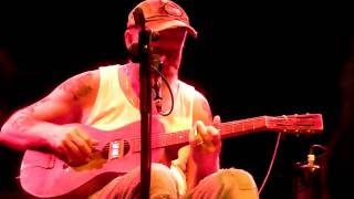 Seasick Steve - Just Because I Can (CSX), Vicar Street, Dublin 2010