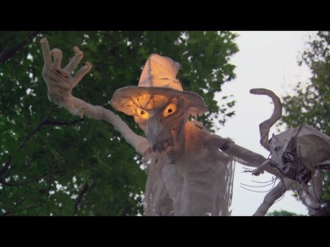 DIY Outdoor Halloween Decorations or Turn Your Front Yard into a Graveyard