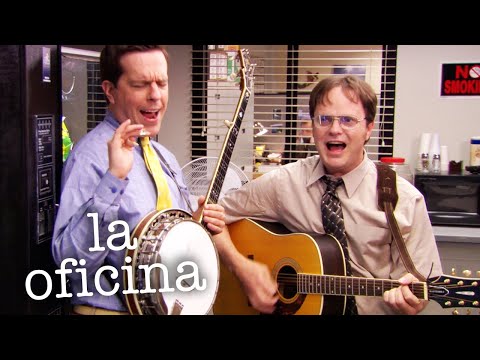 Dwight y Andy conquistan a Erin | The Office Latinoamérica