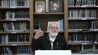 בין שמחת אדר לשמחת הפורים | הרב ערן טמיר (ישיבת אפיקי דעת שדרות) - התמונה מוצגת ישירות מתוך אתר האינטרנט יוטיוב. זכויות היוצרים בתמונה שייכות ליוצרה. קישור קרדיט למקור התוכן נמצא בתוך דף הסרטון