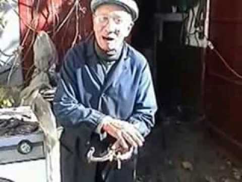 Mezzojuso - Antichi mestieri - Il Fabbro - Mastro Nicolino Reina - 9 dicembre 2003 -