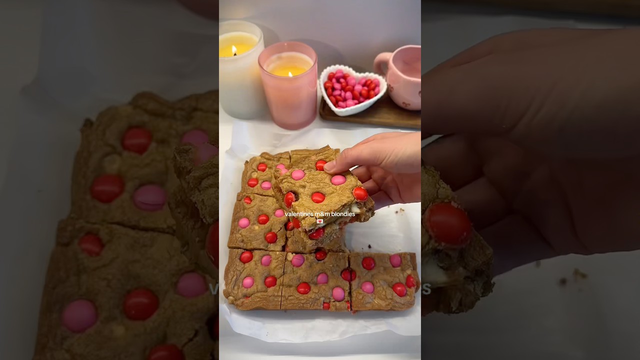 💗Valentines m&m blondies recipe #baking #bakingrecipe #blondies #valentinesbaking