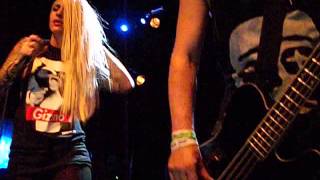 Stitched Up Heart - Now That You're Gone (Live)