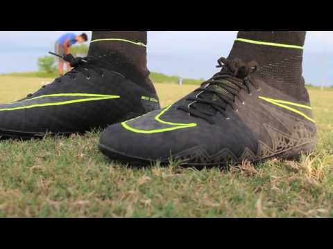 Nike Hypervenom Phantom 2 Pitch Dark/Volt - Review and PlayTest