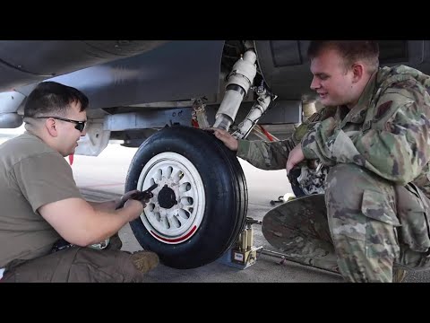U.S. Air Force: What is a Crew Chief?