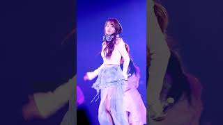 온몸에 묻었어 사랑 사랑 사랑💜 #아이유 #IU #Concert #Jamjam