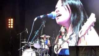 Shonen Knife (少年ナイフ) live Tokyo Crazy Kawaii Paris 2013 (Sushi Bar Song)