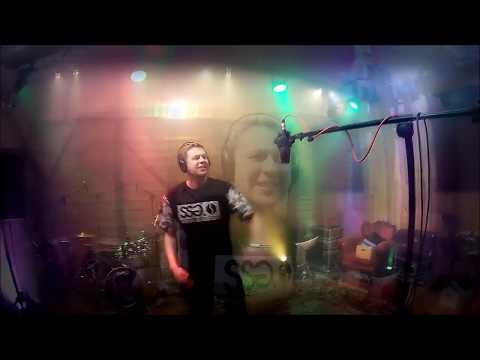 FAVAŁ-Oni..( Studio Stodoła)