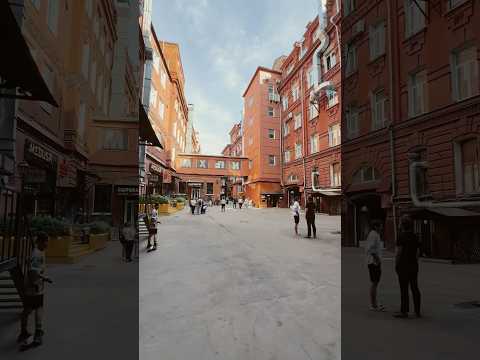 Former chocolate factory #citywalk #inmoscow #redoctober #moscow_moment