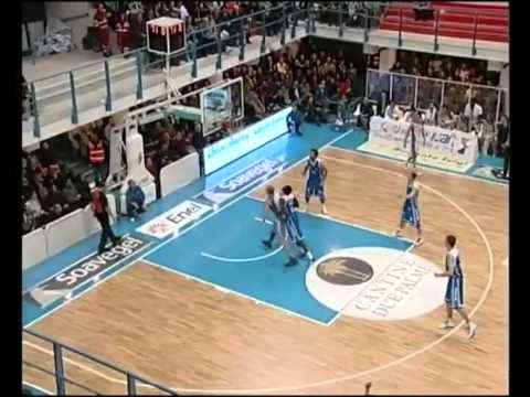 ENEL BRINDISI - DINAMO SASSARI: 102-85 (Legabasket ITALIA)