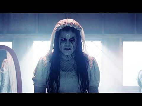 La Maldición de La Llorona - La Muerte de la Llorona (Español Latino)
