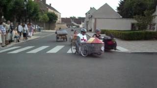 preview picture of video 'Course de voiture à pédales Cloyes-sur-le-Loir 4 août 2012 (partie 2)'