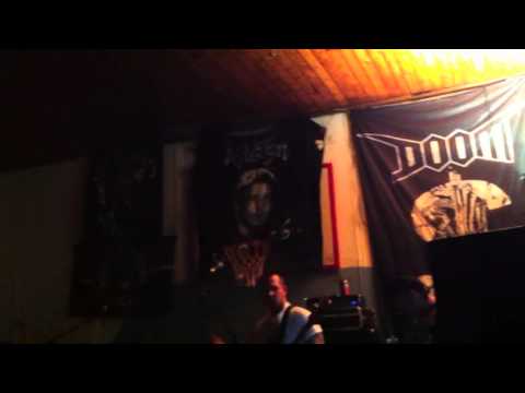 Molisma -  Choking on Sunshine (Live)