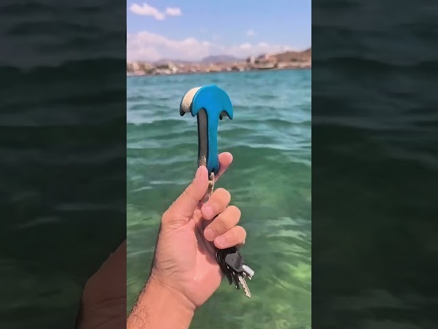 Vídeo relacionado con Eowppue Llavero Flotante de Espuma de 6 Piezas Llavero de Neopreno para Barco Llavero de Espuma Impermeable (Amarillo, Rojo, Azul, Morado, Naranja, Cian)