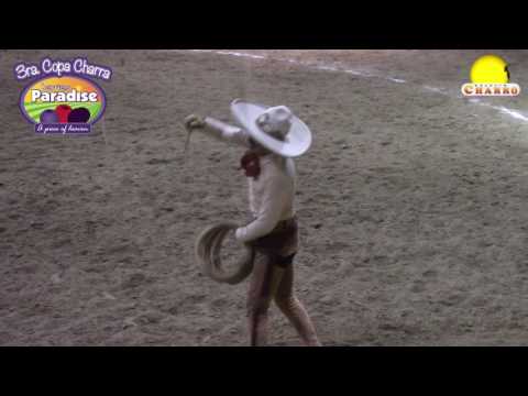 Javier Flores 3 de 3 en manganas a pei