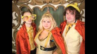 Shannon And The Clams - King Of The Sea (HD+Lyrics)