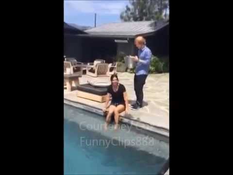 ALS Ice Bucket Challenge Celebs , Selena Gomez , Rihanna , Lady Gaga , Miley Cyrus