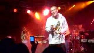 KAPTEN RÖD &amp; MAJORERNA - TA INGA ORDER