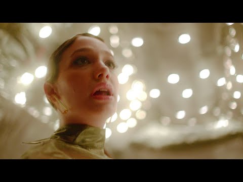 Angela Torres - Flotando (Video Oficial)