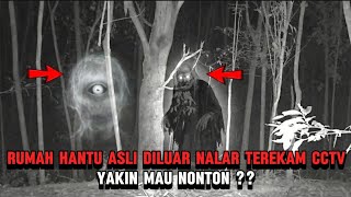Download lagu HOROR‼️PENAMPAKAN ASLI RUMAH HANTU TEREKAM CCTV, PENAKUT JANGAN NONTON #cctv #horror  mp3