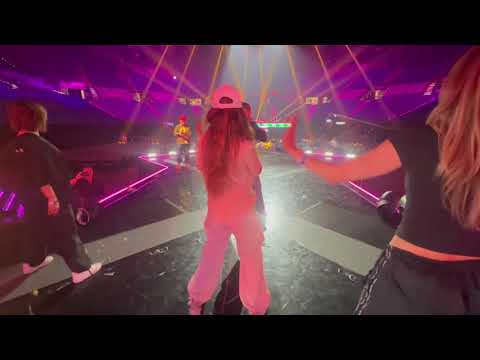 Thalia - Te Va a Doler Deorro Remix "Coreografía" Latin AMAs Behind The Scenes