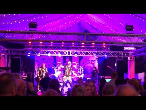 United Four 2015 - Dangerous