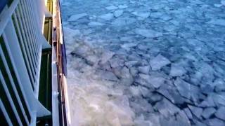 preview picture of video 'Icy Baltic Sea (Cruise between Stockholm, Sweden and Tallinn, Estonia)'