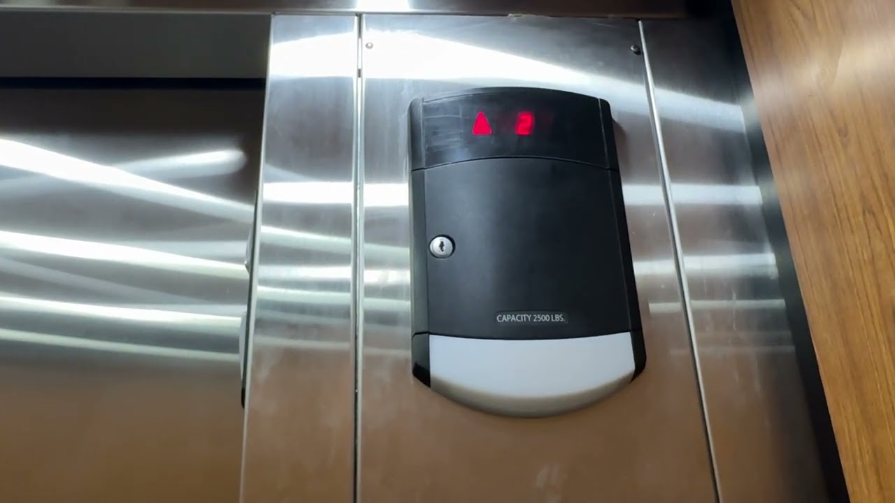 Schindler 330A Hydraulic Elevator at Dick’s Sporting Goods, Willowbrook Mall in Houston, TX.