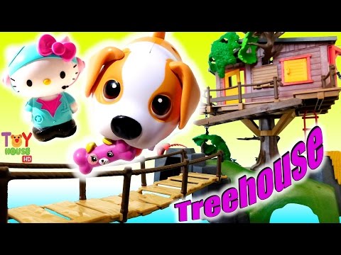 Hello Kitty VS Chubby Puppy at the Playmobil Treehouse 5557