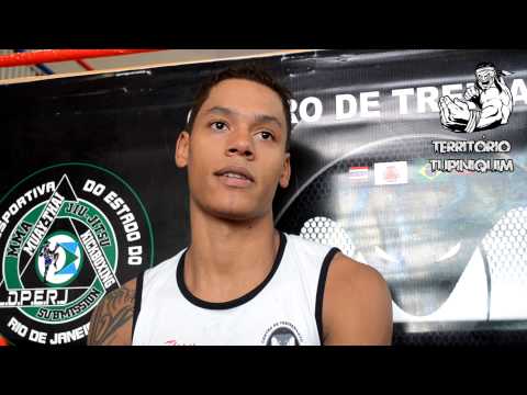 Adriano Nunes preparado para GP no Minas Combat