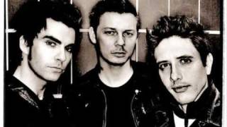 Stereophonics - Check my eyelids for holes