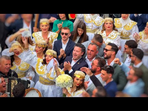 Kryeministri Shqiptar Kërcen në Dasmë Shqiptare në Mal të Zi!” FAMILJA ABAZOVIC 