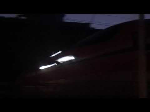 Incrocio tra Frecciarossa1000 9737 + ICN 35532 [SPECIALE 10 ISCRITTI] (legg. desc.)