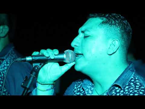 Llévala a tu vacilón / Si no te quieres tú / Mix Los Van Van - Hey Hey Camagüey