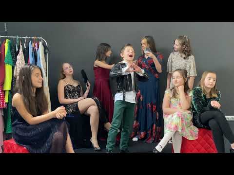 "Brunetki, blondynki" z rep. J. Kiepury (Cover) - Maksymilian Piwko