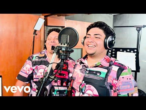 Daniel Villalobos y Su Grupo - Como Perros y Gatos